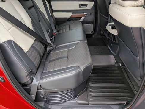 Used 2023 Toyota Tundra Capstone AWD/4WD image 17