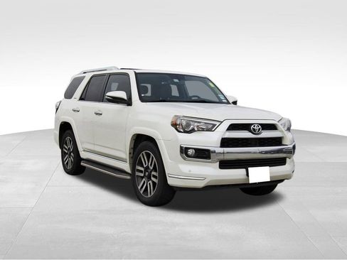 Used 2018 Toyota 4Runner Limited image 1