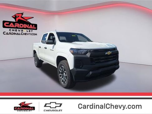 Used 2024 Chevrolet Colorado W/T w/ WT Convenience Package image 1