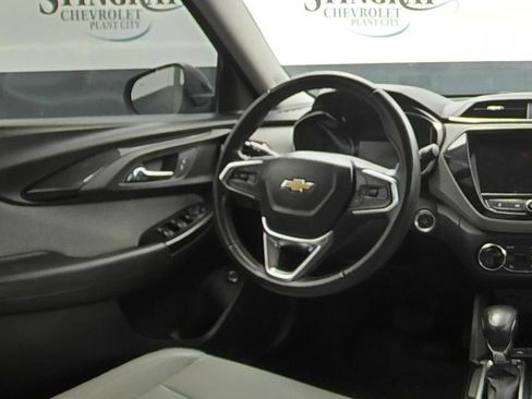 Used 2021 Chevrolet TrailBlazer LT w/ Sun and Liftgate Package FWD image 16