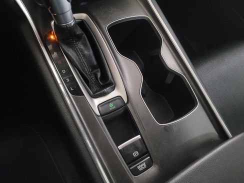 Used 2019 Honda Accord LX image 26