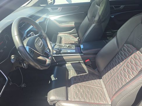 Used 2022 Audi RS 6 w/ Executive Package AWD/4WD image 7