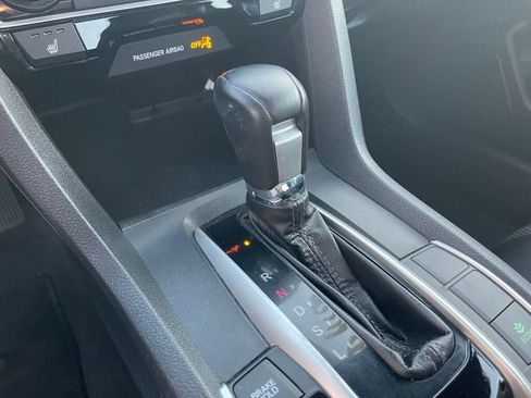 Used 2019 Honda Civic EX image 13