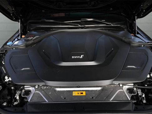 Used 2023 BMW i4 eDrive35 w/ Premium Package image 40