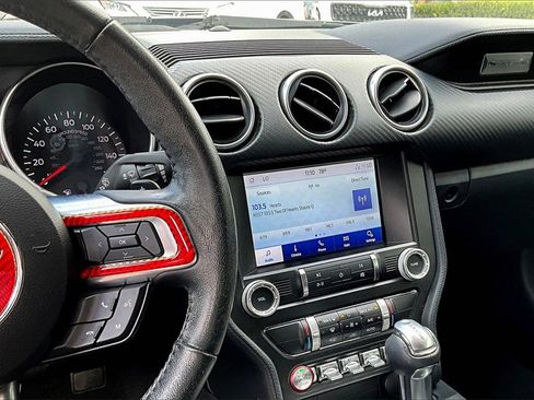 Used 2021 Ford Mustang Coupe image 8