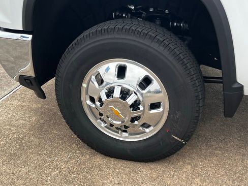 New 2026 Chevrolet Silverado 3500 LT w/ Texas Edition image 29