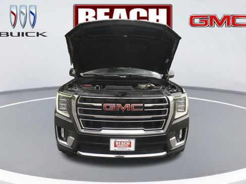 Used 2022 GMC Yukon SLT w/ SLT Luxury Package AWD/4WD image 9