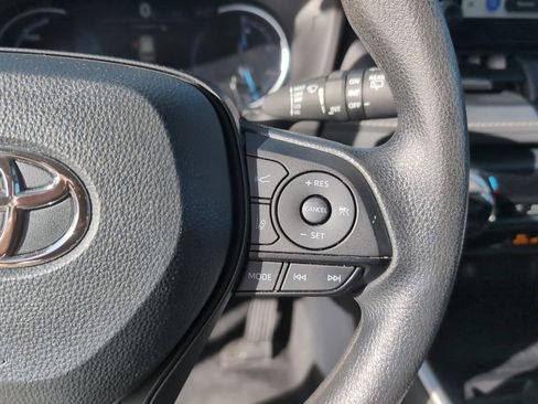 Used 2024 Toyota RAV4 XLE image 16