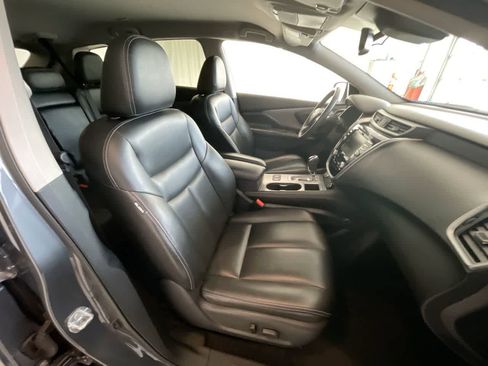 Used 2023 Nissan Murano SV image 23