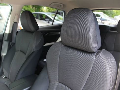 Used 2023 Subaru Crosstrek 2.0i image 15