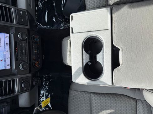 Used 2019 Ford F150 XLT w/ Equipment Group 302A Luxury AWD/4WD image 35