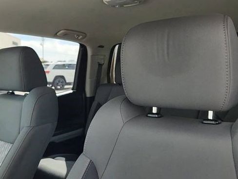 Used 2018 Toyota Tundra SR5 w/ TRD Off Road Package AWD/4WD image 9