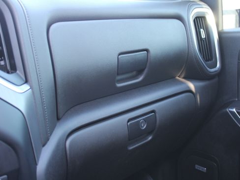 Used 2023 GMC Sierra 2500 Denali w/ Denali Black Diamond Edition image 34