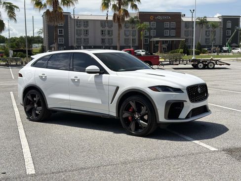 Used 2021 Jaguar F-PACE SVR AWD/4WD image 2