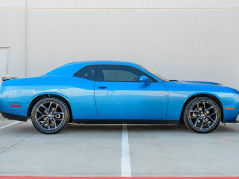 Used 2023 Dodge Challenger SXT w/ Blacktop Package image 10