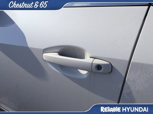 Used 2025 Subaru Outback Premium AWD/4WD image 23