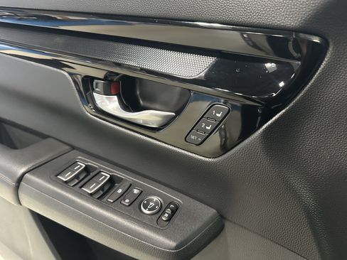 Used 2024 Honda CR-V EX-L image 20