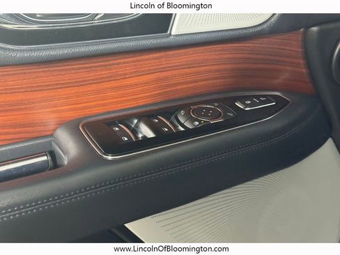 Used 2023 Lincoln Navigator L Reserve AWD/4WD image 20