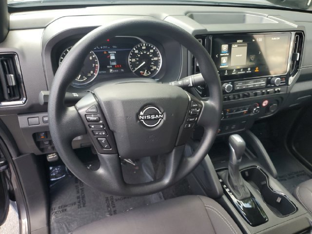 Used 2026 Nissan Frontier SV RWD image 15