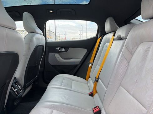 Used 2023 Polestar Polestar 2 w/ Pilot Pack image 18