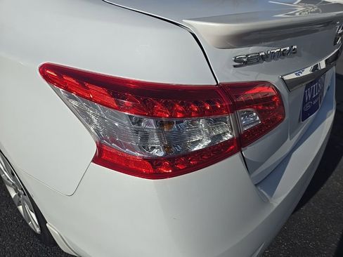 Used 2014 Nissan Sentra FE+ SV image 32