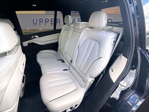 Used 2021 BMW X7 xDrive40i w/ M Sport Package AWD/4WD image 26