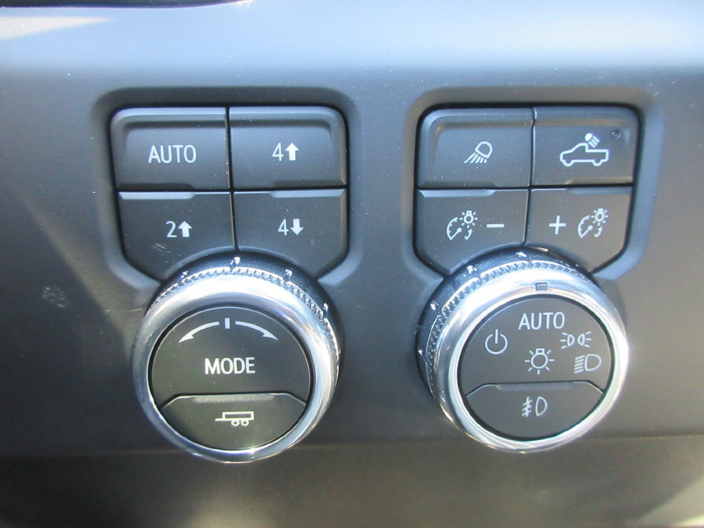 New 2026 GMC Sierra 1500 AT4 w/ AT4 Premium Package AWD/4WD image 17