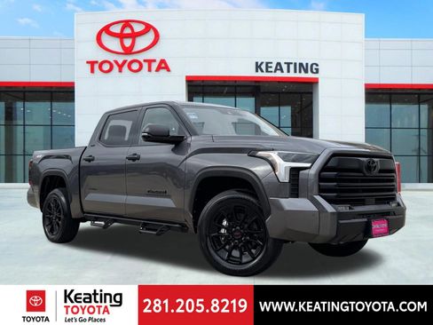 Used 2023 Toyota Tundra SR5 w/ SR5 Convenience Package image 1