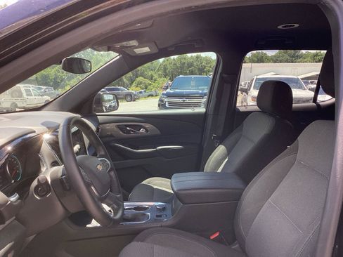 Used 2023 Chevrolet Traverse LT FWD image 10
