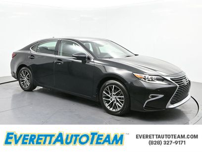 Used 2017 Lexus ES 350 w/ Luxury Package