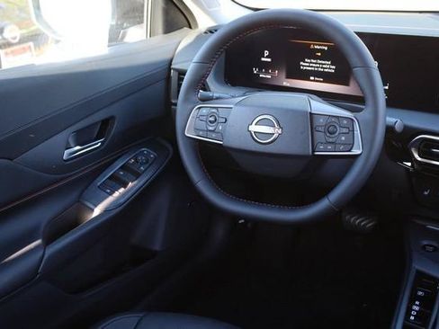 New 2026 Nissan Sentra SR w/ SR Premium Package FWD image 24