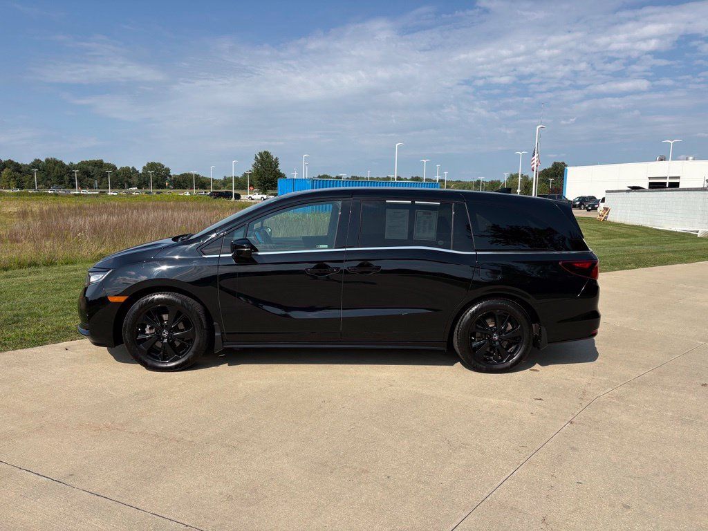 Used 2023 Honda Odyssey Sport image 6