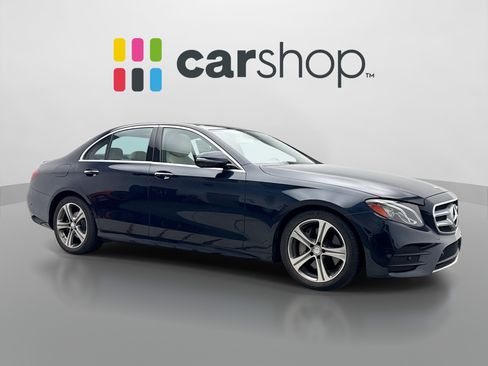 Used 2017 Mercedes-Benz E 300 4MATIC image 7