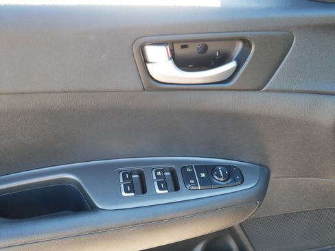Used 2020 Kia Optima LX FWD image 15