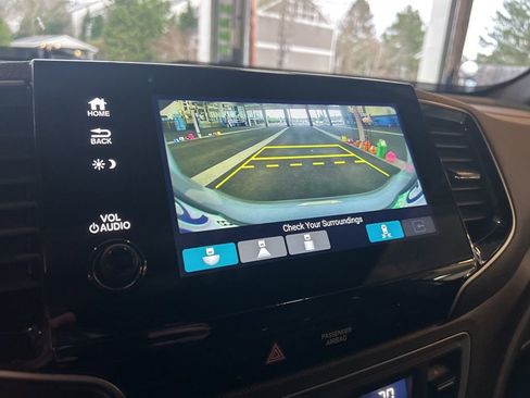 Used 2023 Honda Passport TrailSport image 13