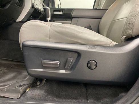 Used 2021 Toyota Tundra SR5 w/ SR5 Leather Package AWD/4WD image 14