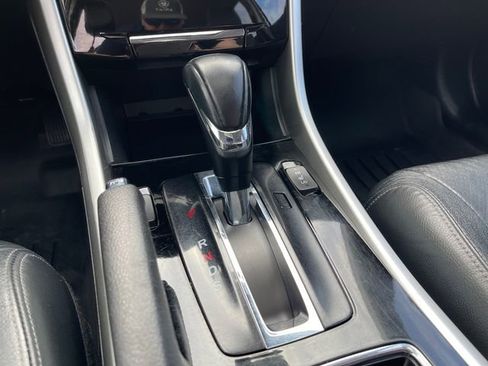 Used 2016 Honda Accord Touring image 24