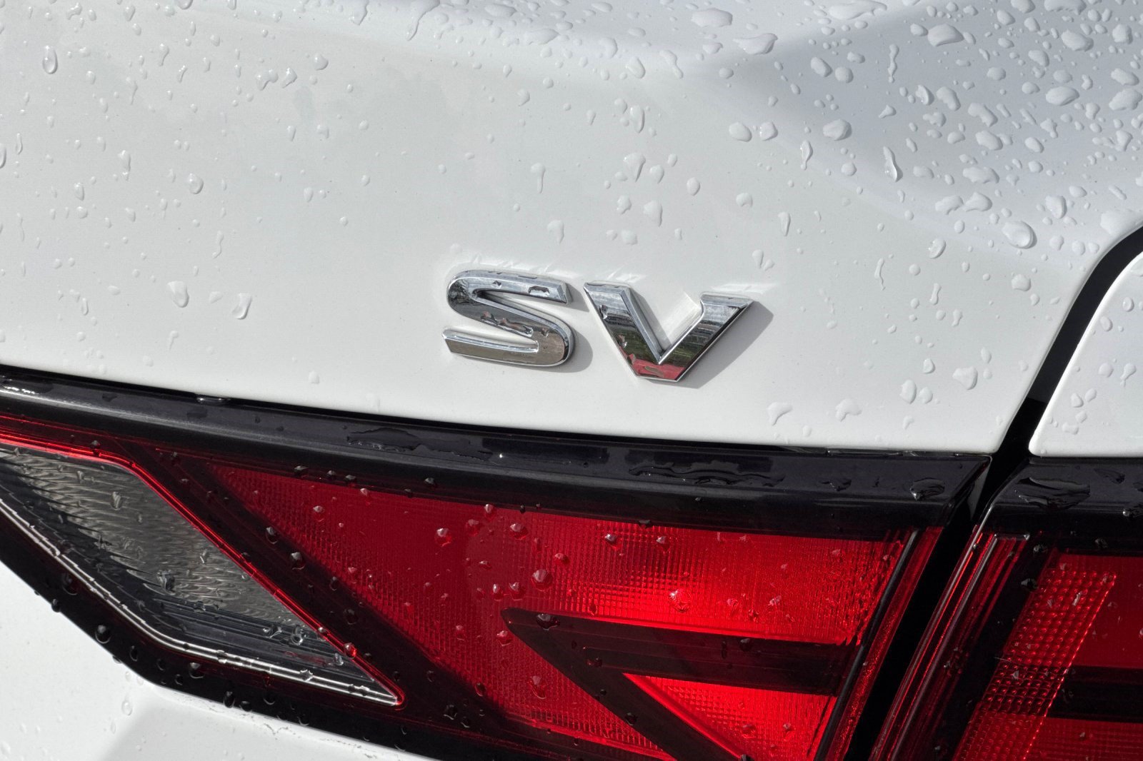 Used 2024 Nissan Sentra SV FWD image 27
