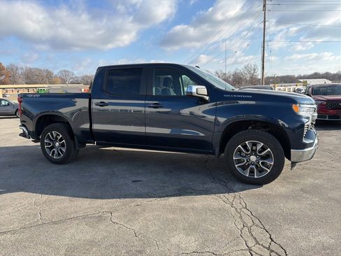 Used 2022 Chevrolet Silverado 1500 LT image 6
