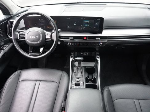 Used 2025 Kia Sorento S AWD/4WD image 41