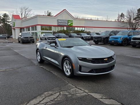 Used 2023 Chevrolet Camaro LT image 30