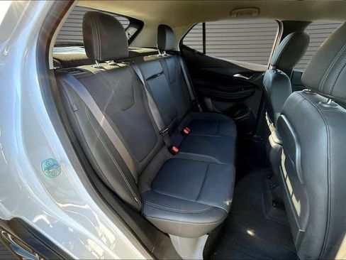 Used 2023 Buick Encore GX Select FWD image 24