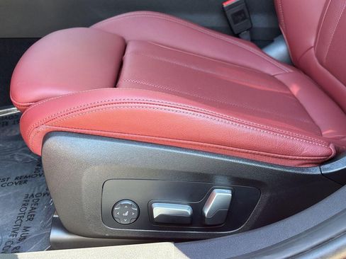 Certified 2023 BMW 330i xDrive Sedan w/ M Sport Package AWD/4WD image 14