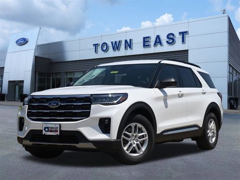 New 2025 Ford Explorer Active w/ Active Comfort Package image 24