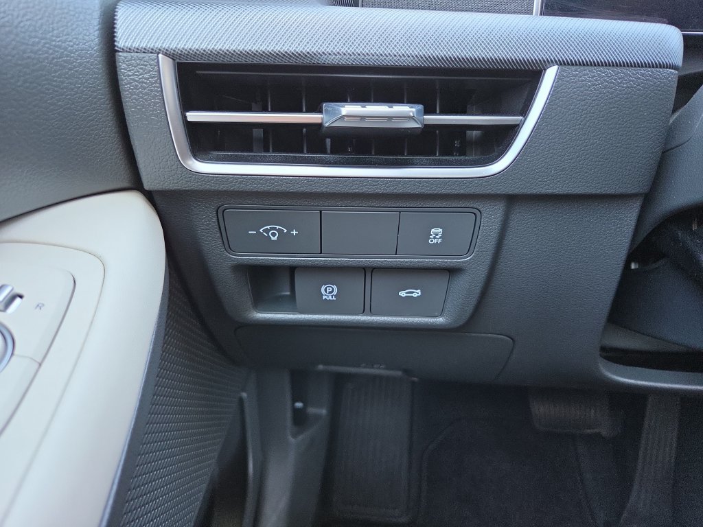 Certified 2024 Hyundai Sonata SEL FWD image 23