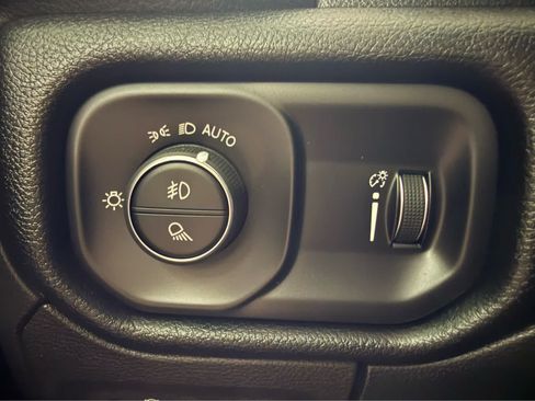 Used 2022 RAM 1500 Sport w/ Rebel Level 2 Equipment Group AWD/4WD image 26