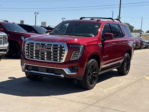 New 2026 GMC Yukon Denali w/ Denali Reserve Package AWD/4WD image 14
