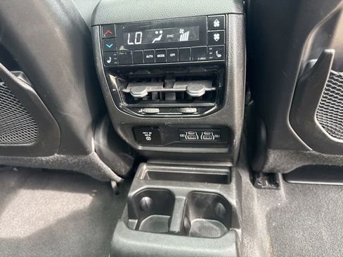 Used 2021 Jeep Grand Cherokee L Limited AWD/4WD image 33