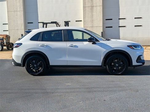 New 2026 Honda HR-V Sport image 5