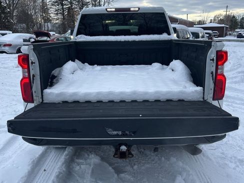 Used 2021 Chevrolet Silverado 2500 Custom w/ Custom Value Package image 13